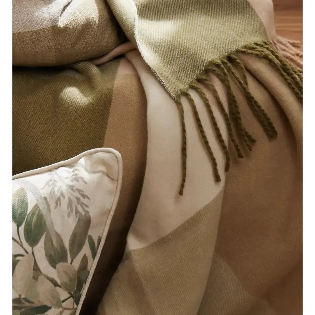 Felix Green Throw – High quality House of Dudley homewares