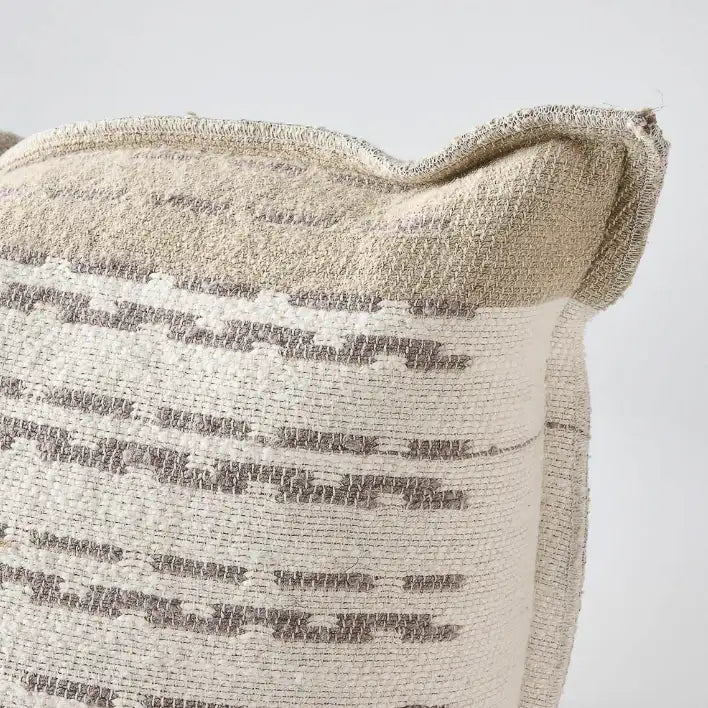 Hagen Cushion - Off White / Slate