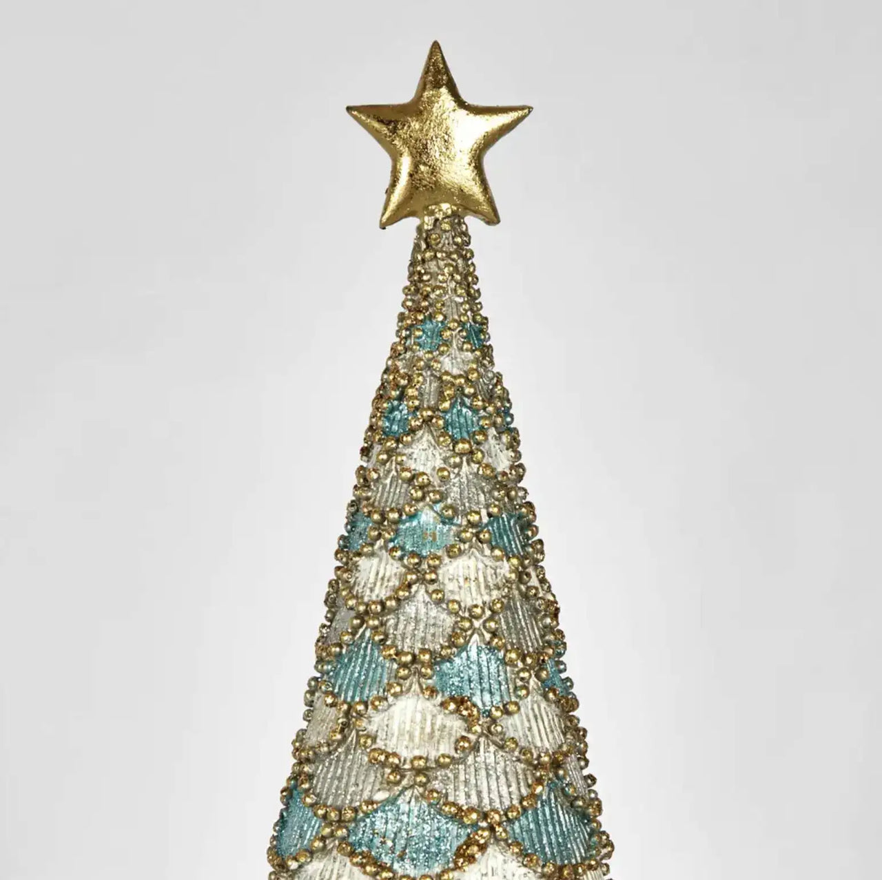 A Christmas Tree - Tika Scalloped Small